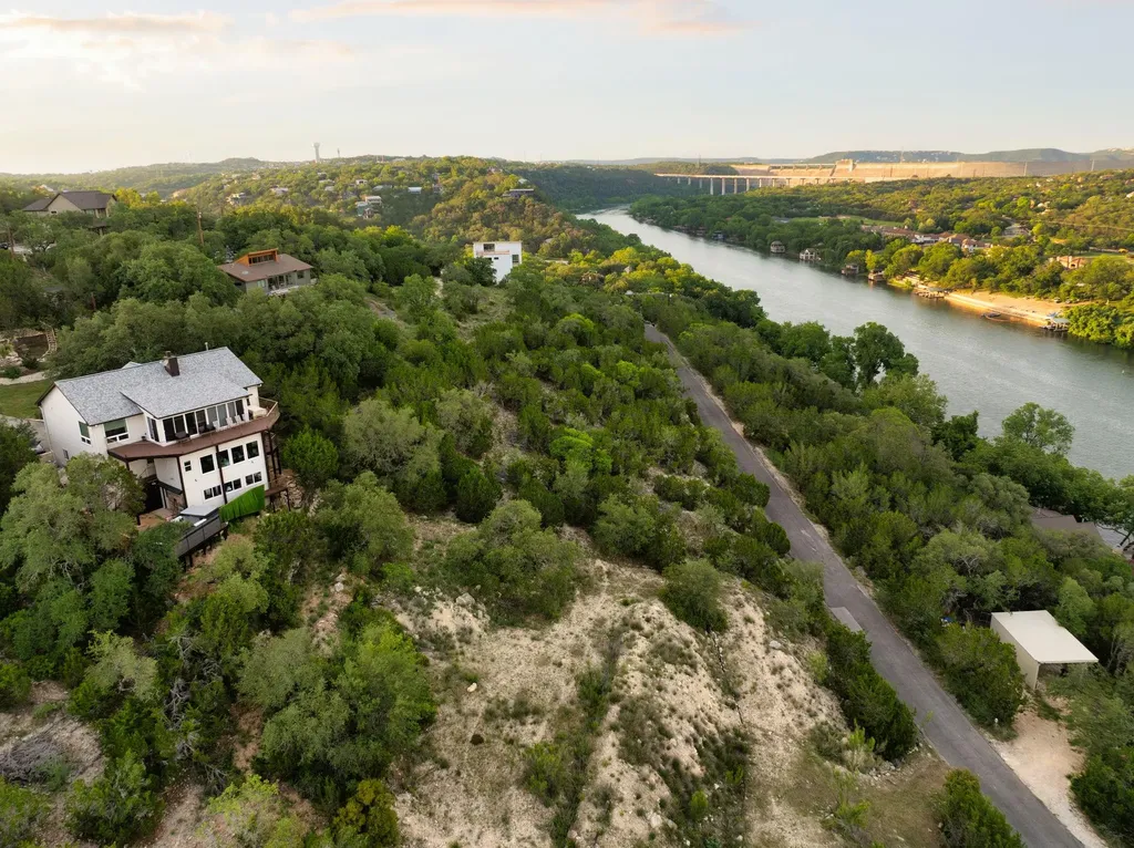 2300 Big Horn Drive Austin TX 78734