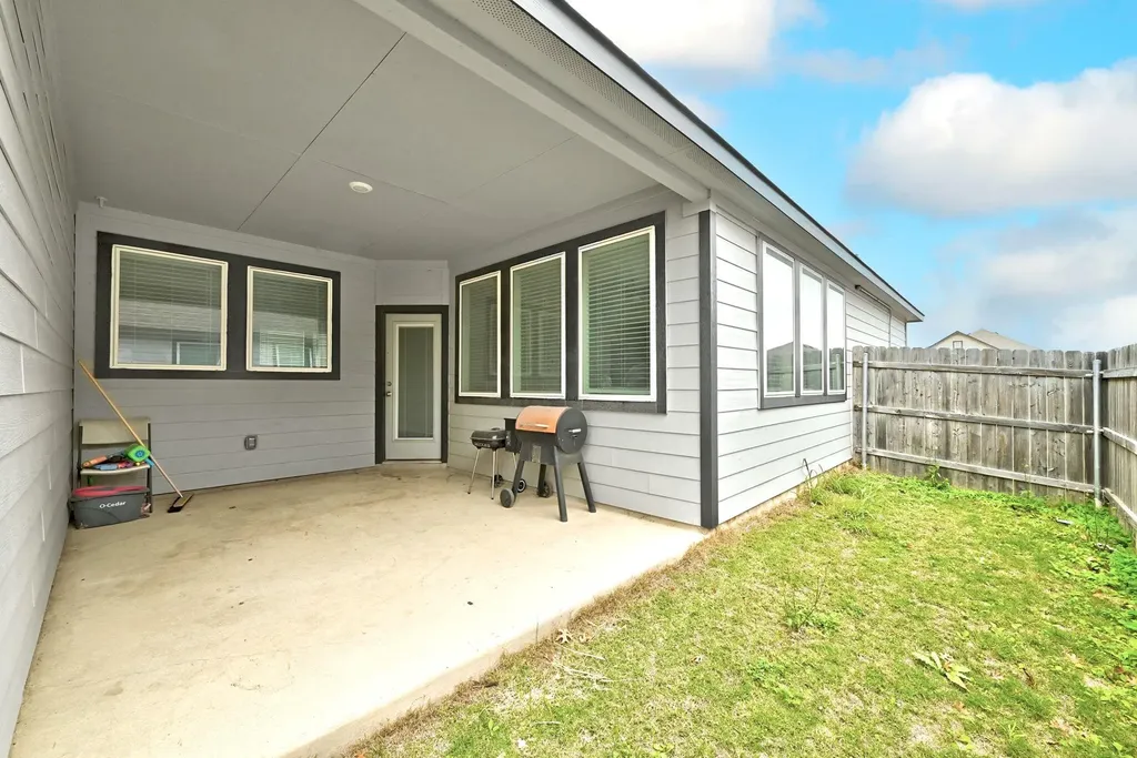241 Banff Drive Kyle TX 78640