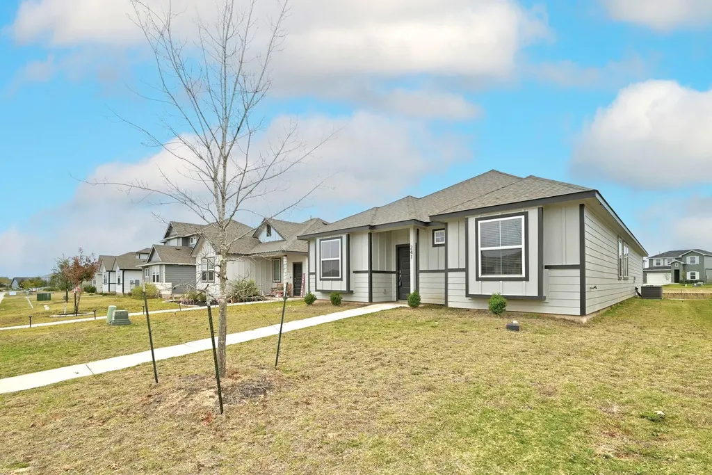 241 Banff Drive Kyle TX 78640