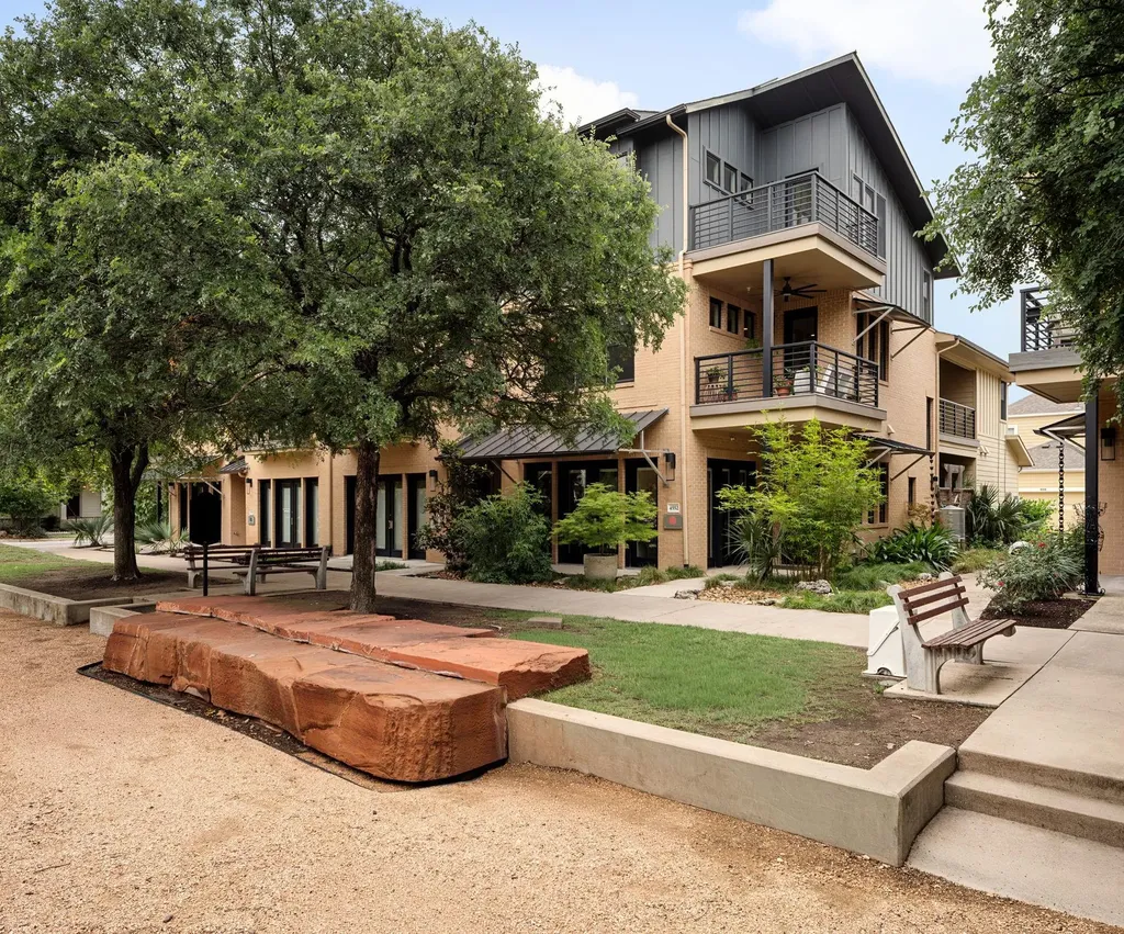 4552 Page Street Austin TX 78723