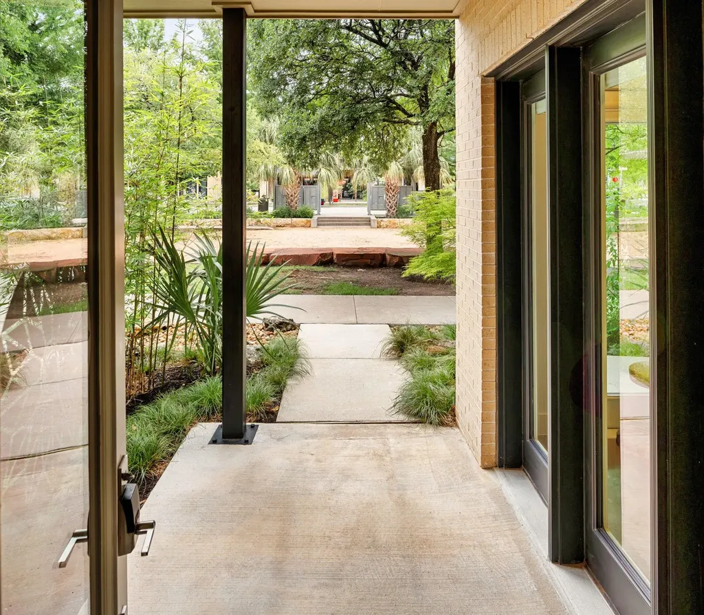 4552 Page Street Austin TX 78723