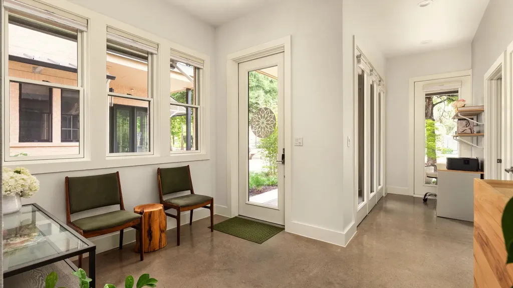 4552 Page Street Austin TX 78723