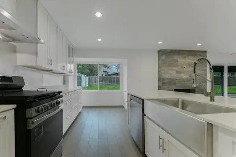 2605 Loyola Lane Austin TX 78723