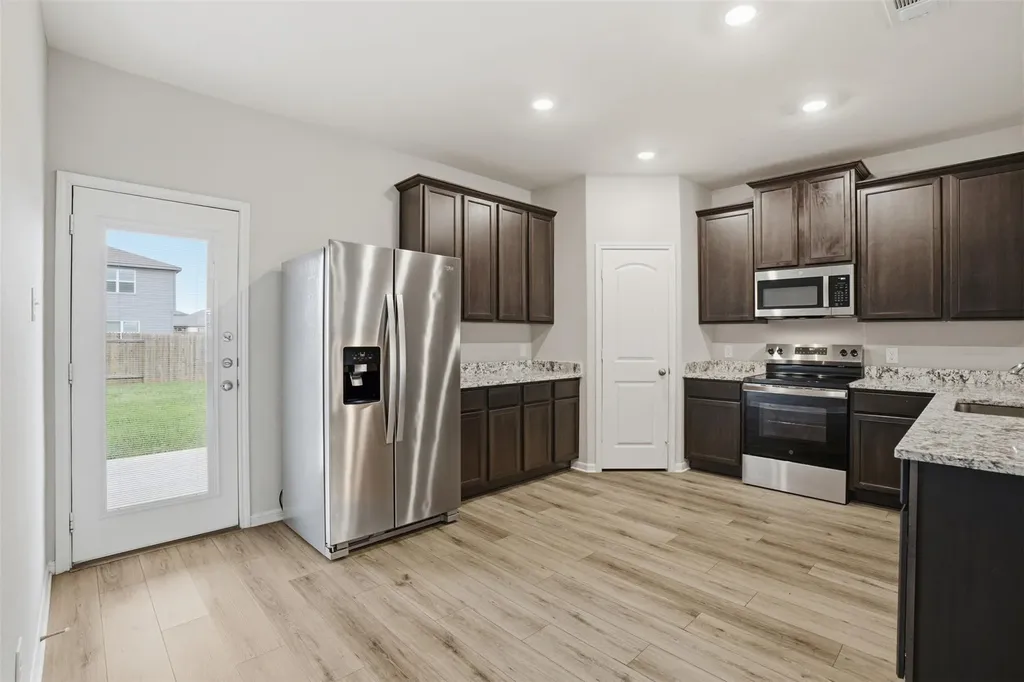 105 Declaration Lane Liberty Hill TX 78642