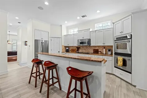 625 Robin Dale Court Lakeway TX 78734