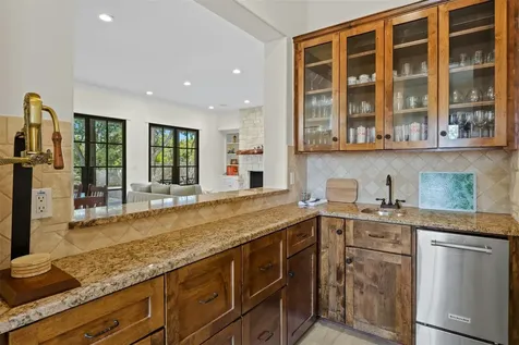 625 Robin Dale Court Lakeway TX 78734