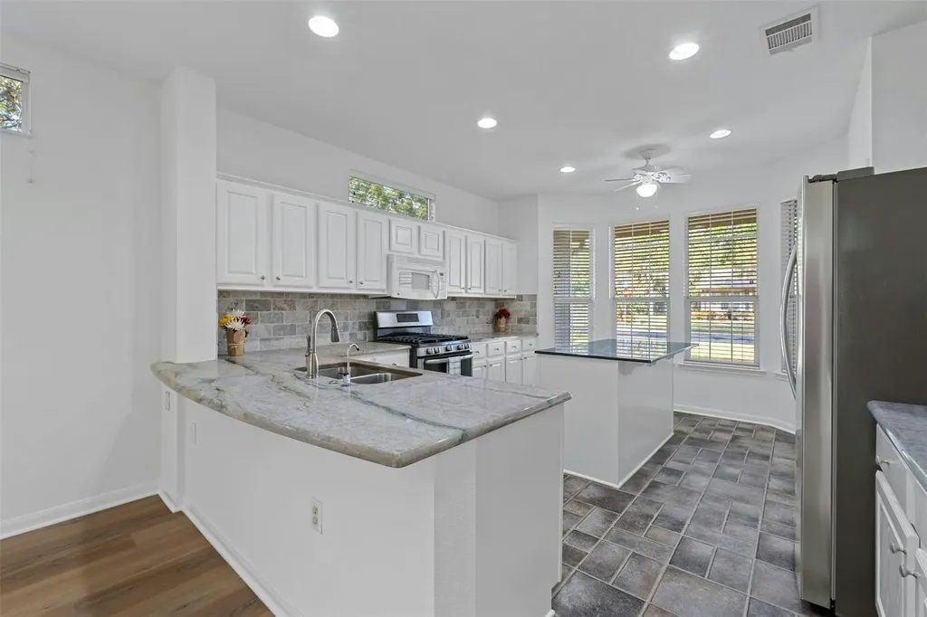 101 Buttercup Trail Georgetown TX 78633