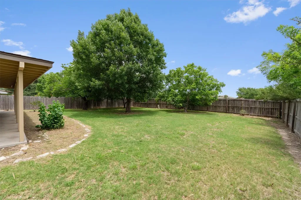 716 Northern Trail Leander TX 78641