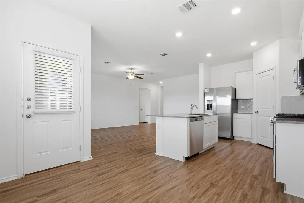 10537 Steinbeck Drive Austin TX 78747
