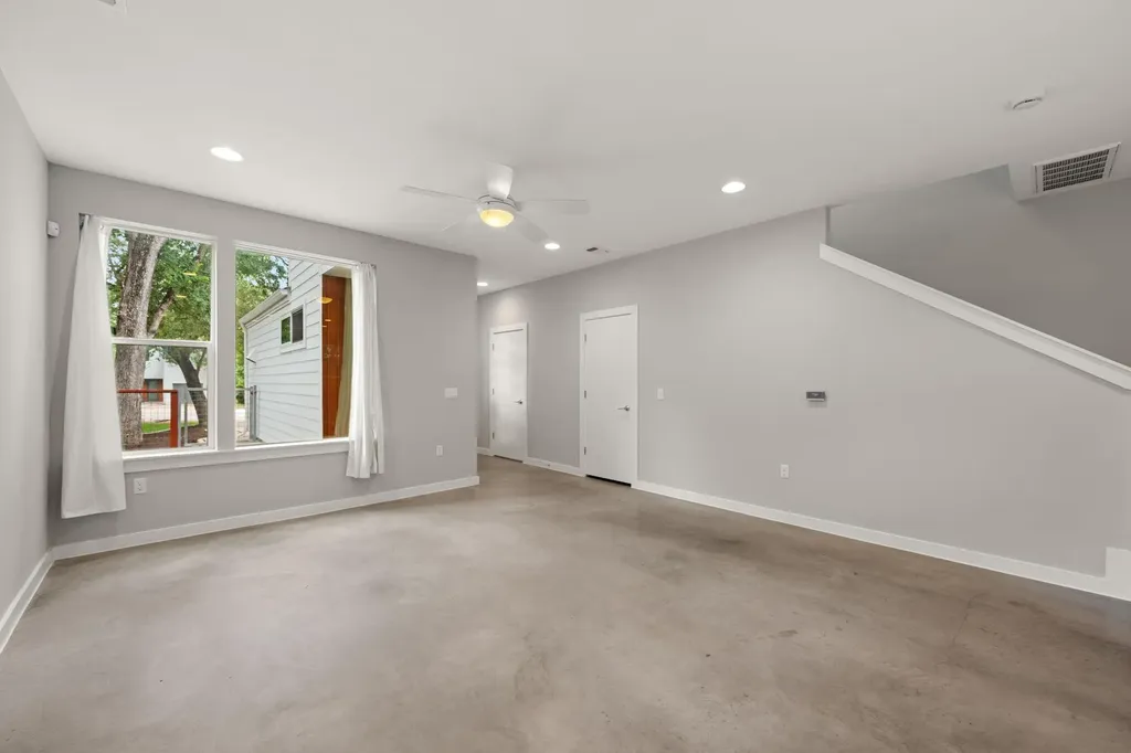 3215 Aldwyche Drive Austin TX 78704