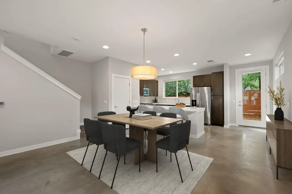 3215 Aldwyche Drive Austin TX 78704