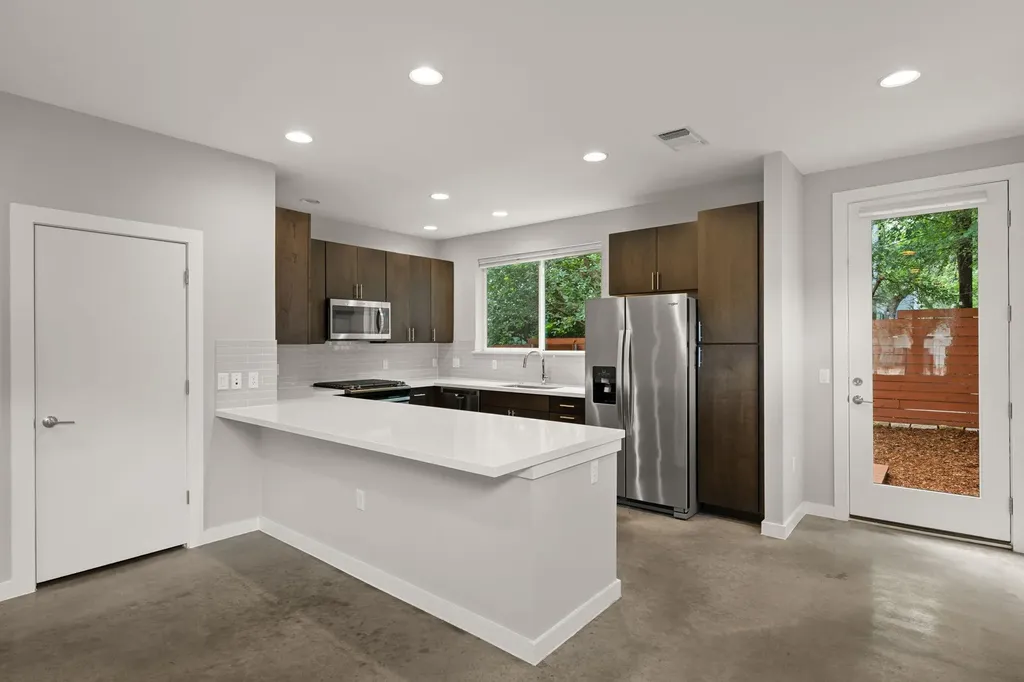 3215 Aldwyche Drive Austin TX 78704
