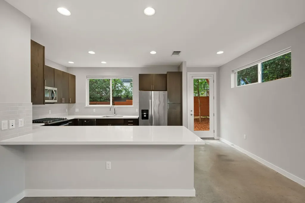 3215 Aldwyche Drive Austin TX 78704