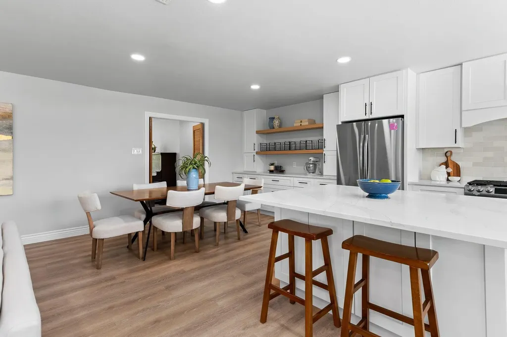 902 Dove Cove Taylor TX 76574