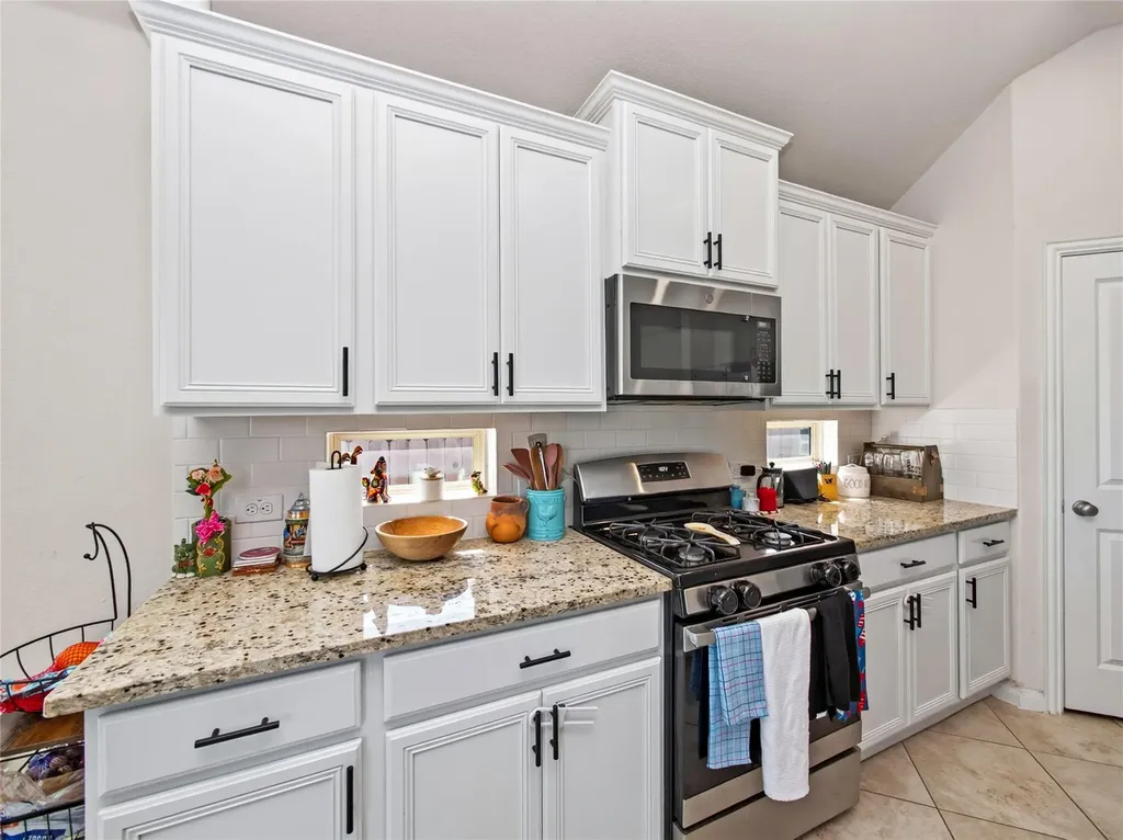 3348 Lauren Nicole Lane Round Rock TX 78665