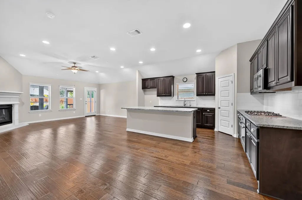 4119 Kingsley Avenue Round Rock TX 78681