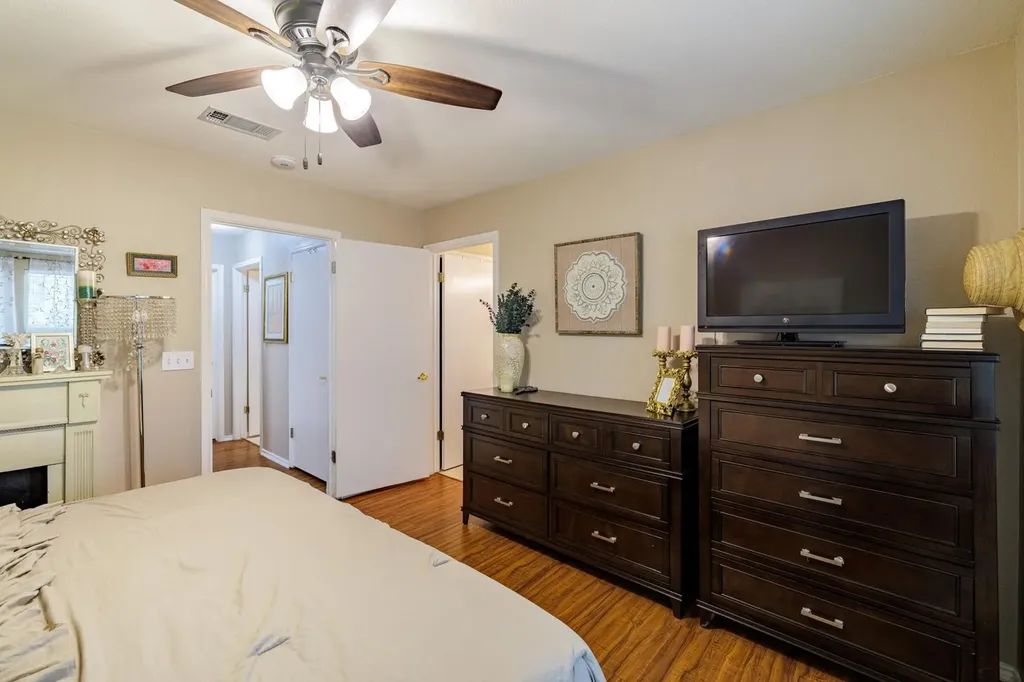 102 Whitewing Way Georgetown TX 78633