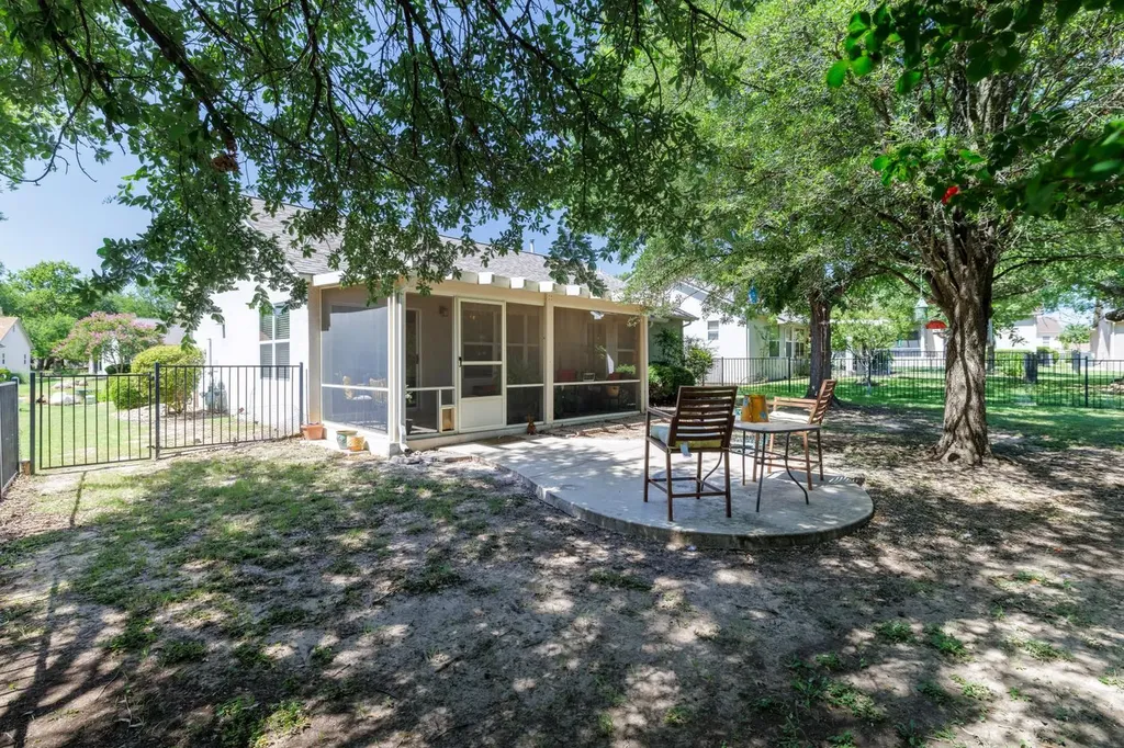 102 Whitewing Way Georgetown TX 78633