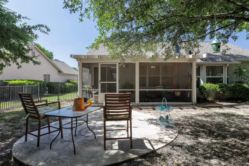 102 Whitewing Way Georgetown TX 78633