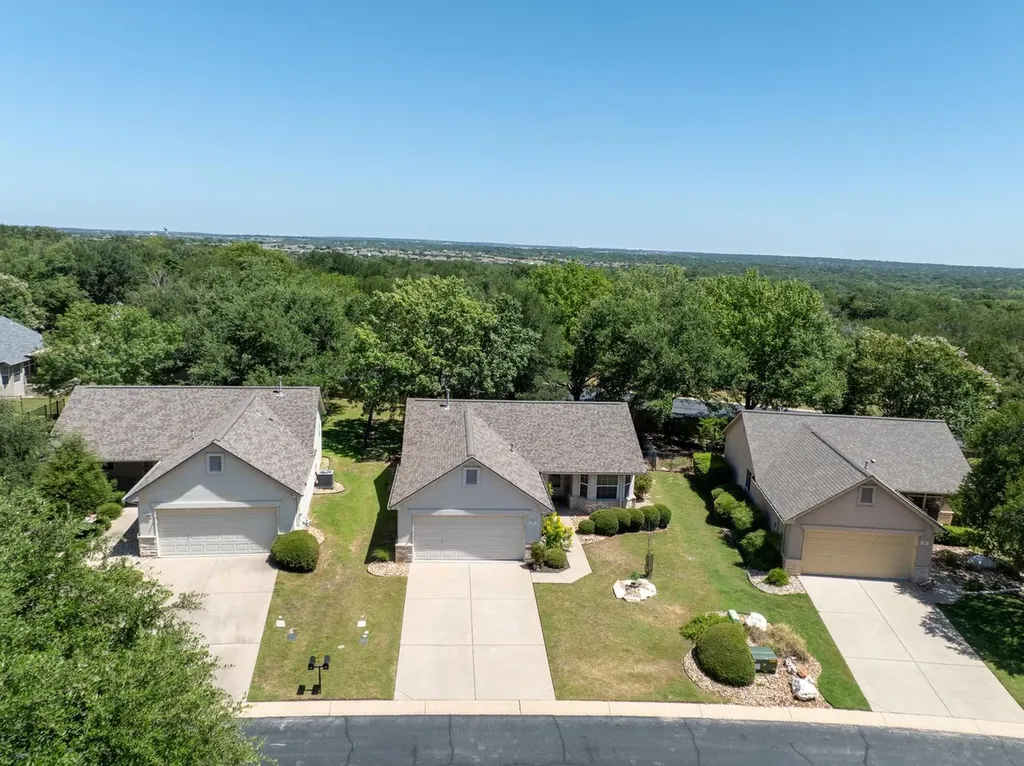 102 Whitewing Way Georgetown TX 78633