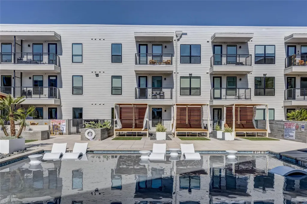1701 Simond Avenue Austin TX 78723