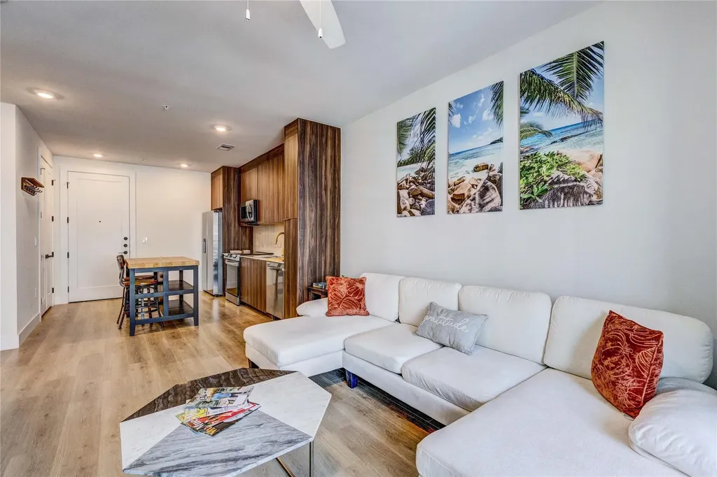 1701 Simond Avenue Austin TX 78723