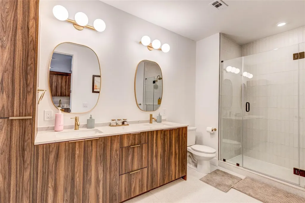 1701 Simond Avenue Austin TX 78723
