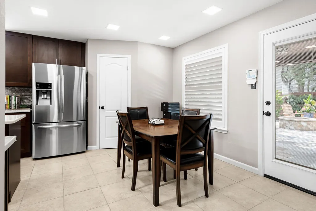 4007 Vista Isle Drive Round Rock TX 78681