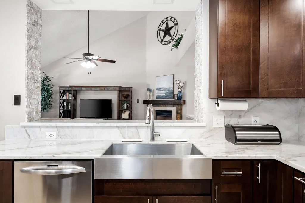 4007 Vista Isle Drive Round Rock TX 78681