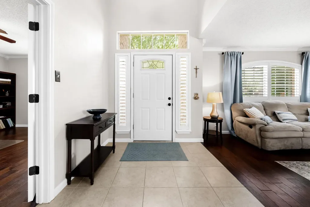 4007 Vista Isle Drive Round Rock TX 78681