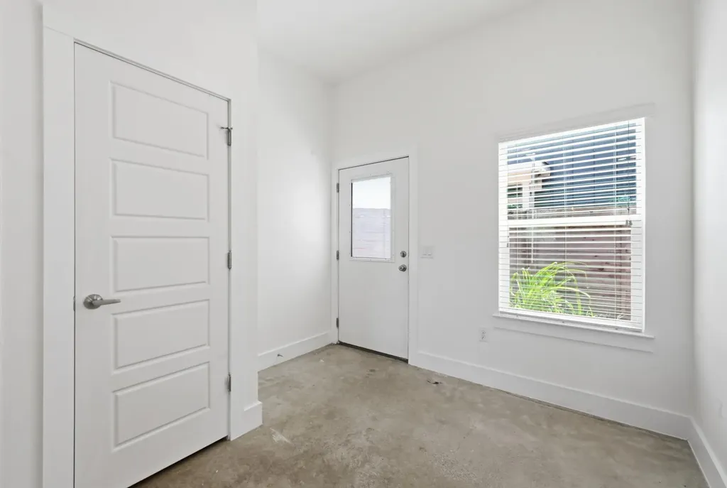 6213 Felix Avenue Austin TX 78741