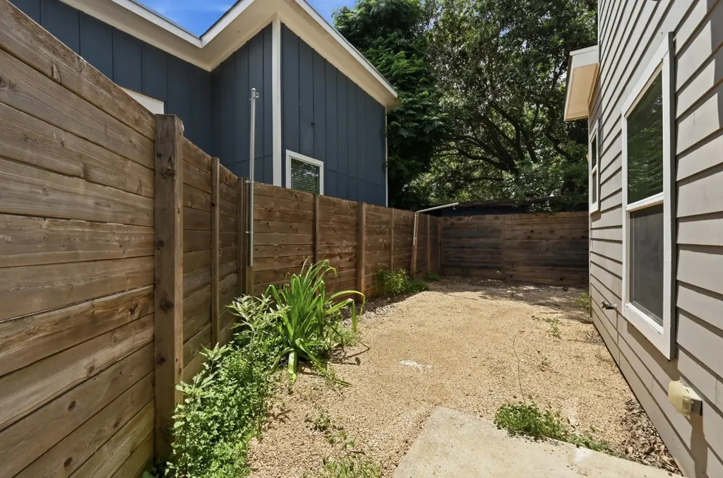 6213 Felix Avenue Austin TX 78741