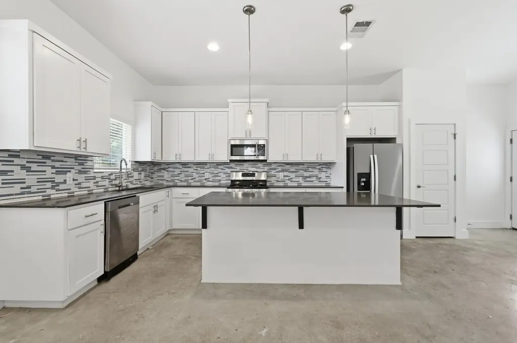6213 Felix Avenue Austin TX 78741