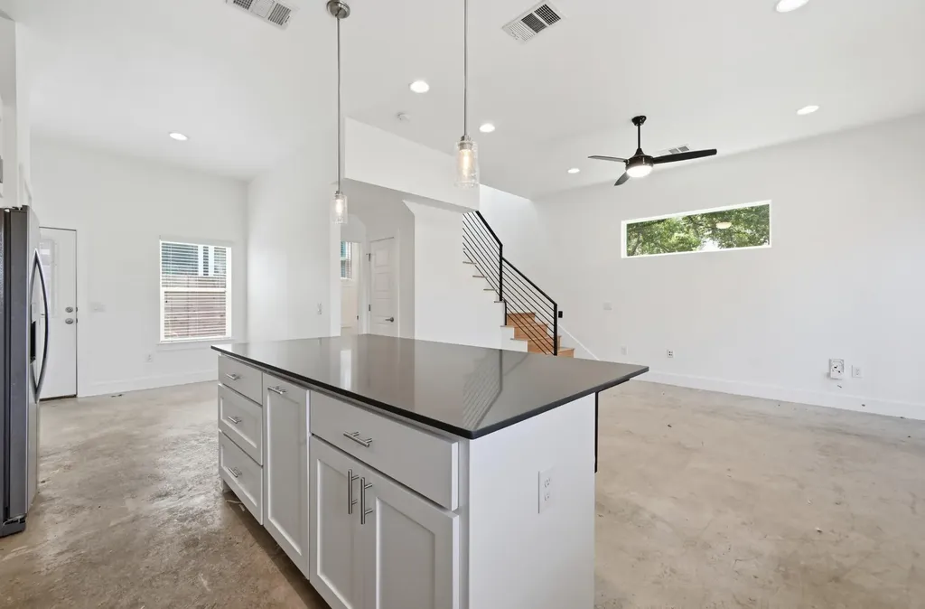 6213 Felix Avenue Austin TX 78741
