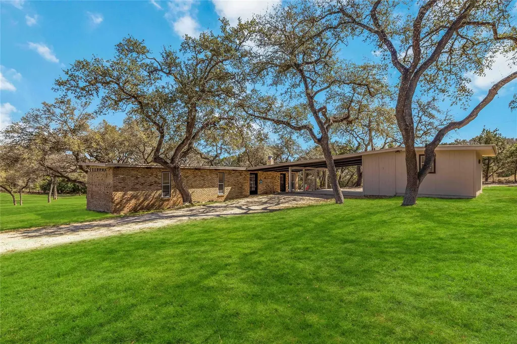 17416 Sleepy Hollow Drive Lago Vista TX 78645