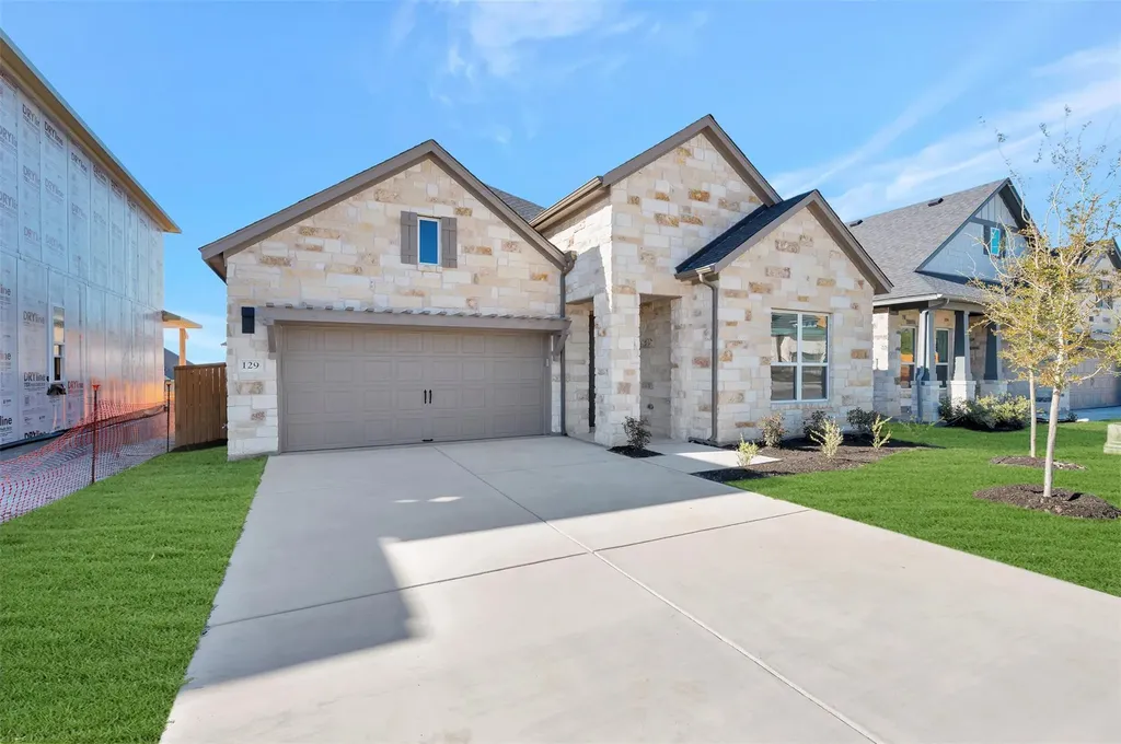 129 Bishop Wood Road Dripping Springs TX 78620