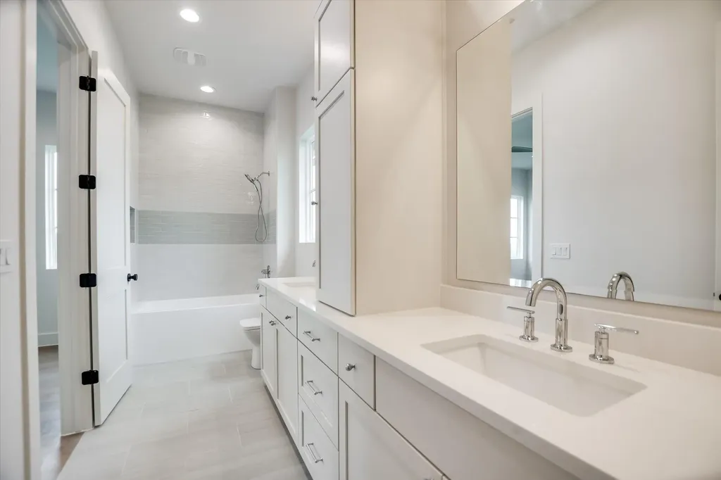 402 Sweet Grass Lane Austin TX 78738