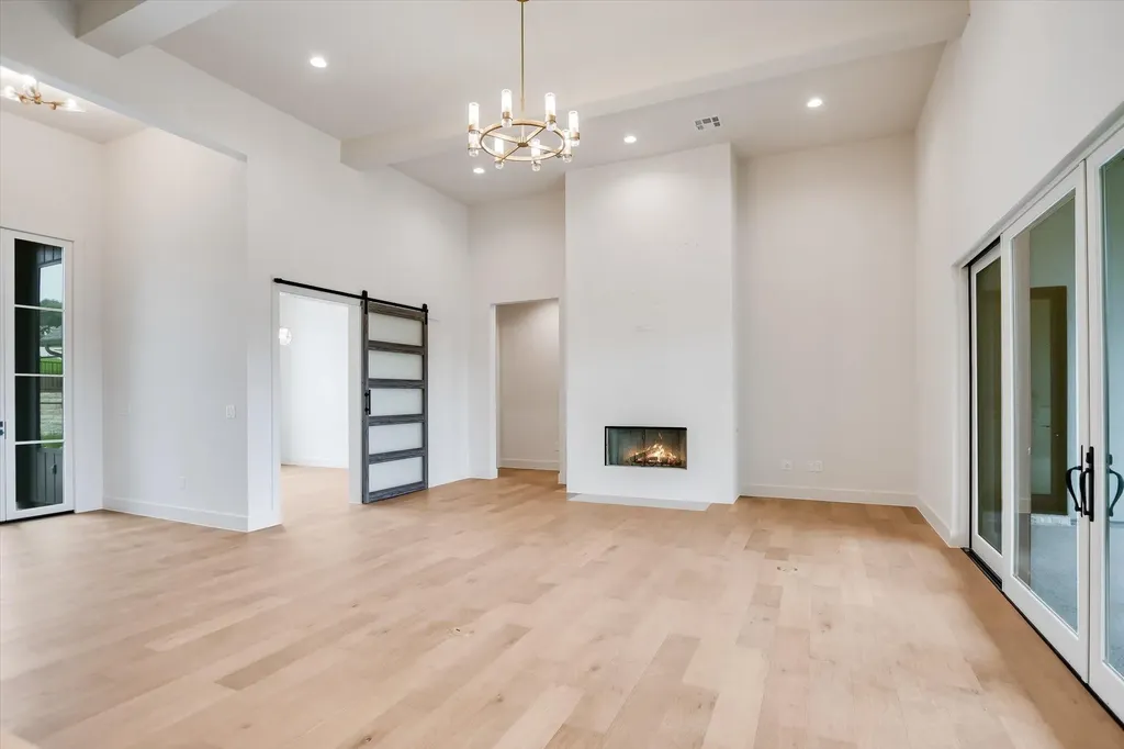 402 Sweet Grass Lane Austin TX 78738