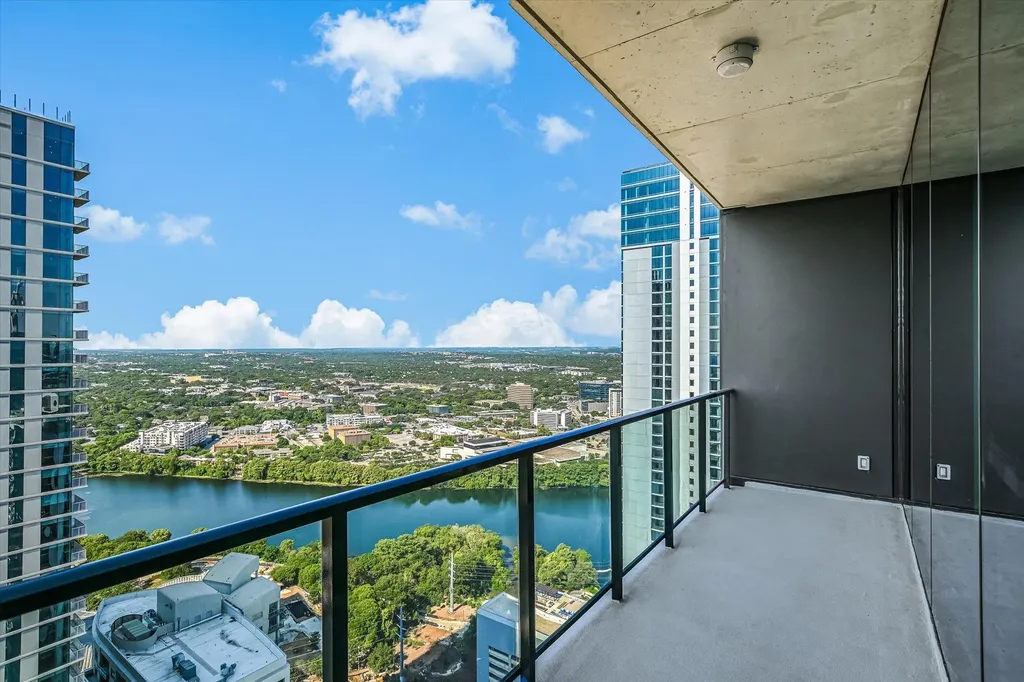 610 Davis Street Austin TX 78701