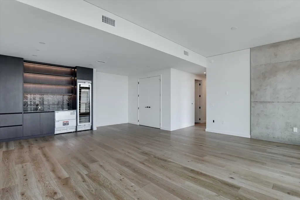 610 Davis Street Austin TX 78701