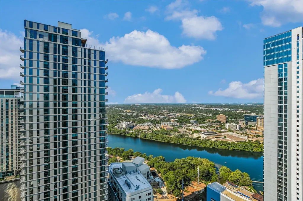 610 Davis Street Austin TX 78701