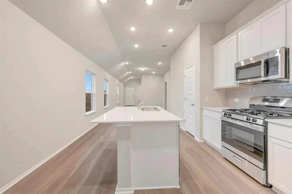 118 Big Banyan Drive Dripping Springs TX 78620
