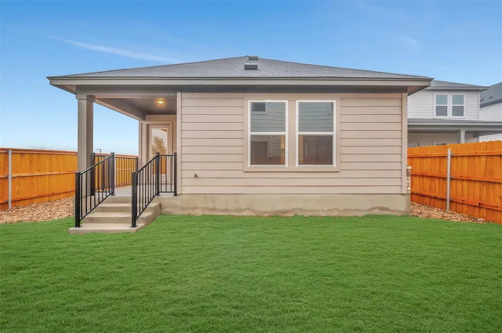 118 Big Banyan Drive Dripping Springs TX 78620