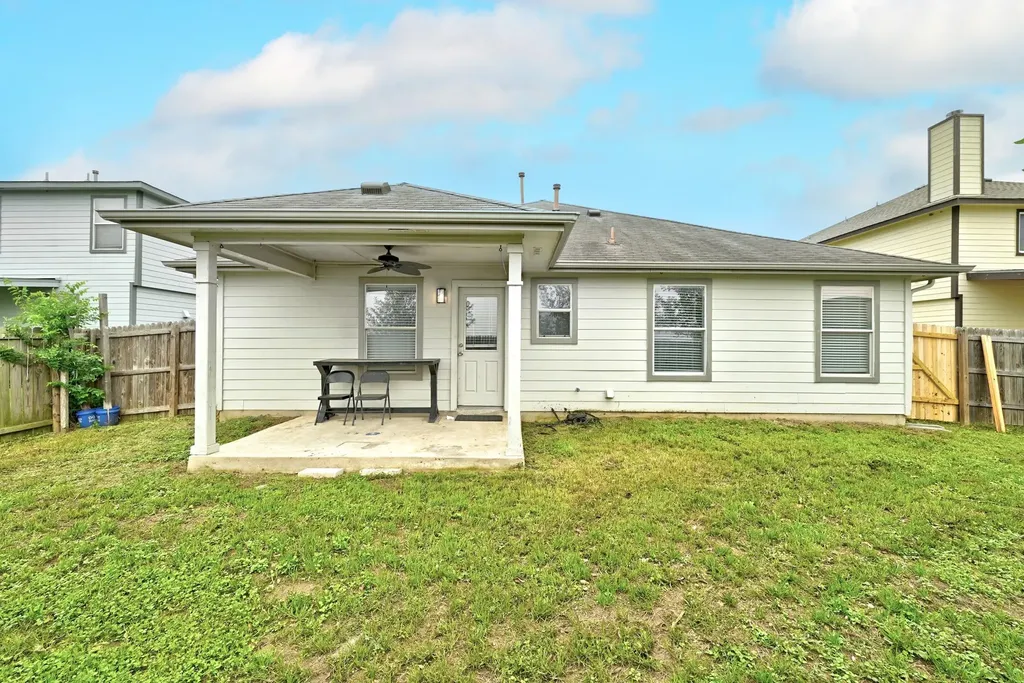 132 Mansfield Lake Trail Kyle TX 78640