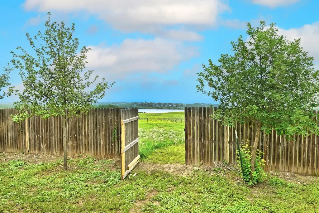 132 Mansfield Lake Trail Kyle TX 78640