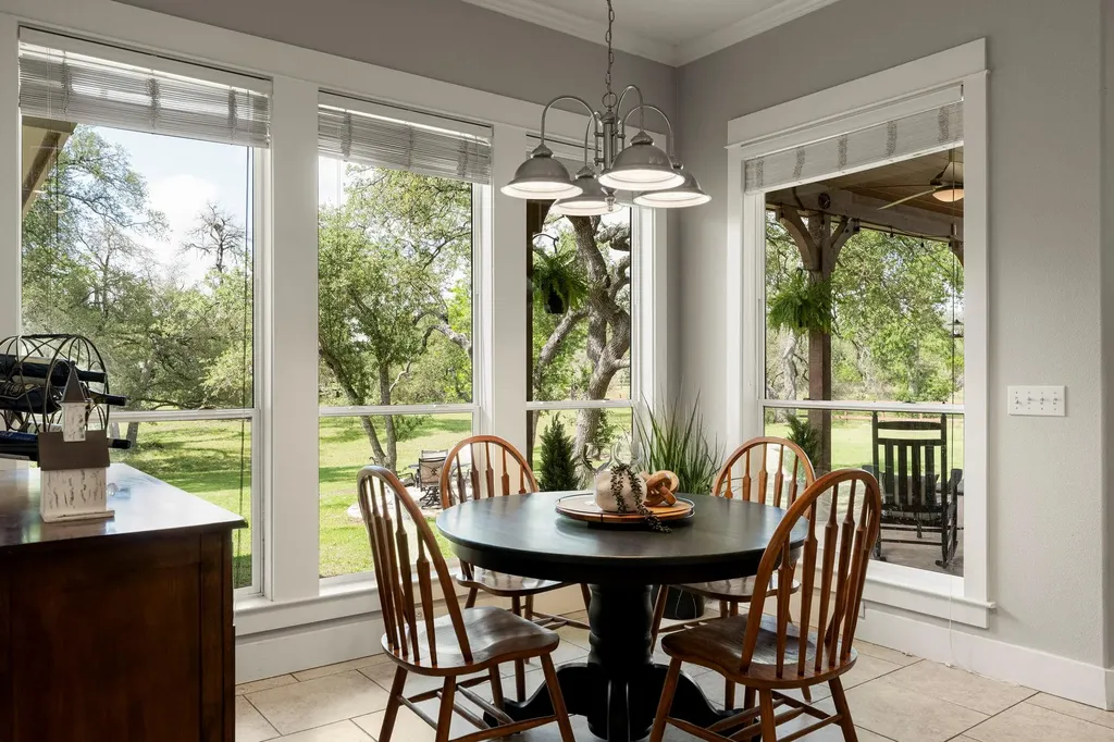 103 Horseshoe Drive Dripping Springs TX 78620