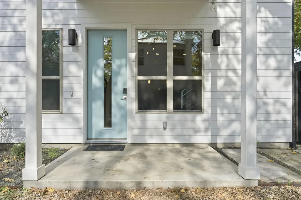 2811 Garwood Street Austin TX 78702
