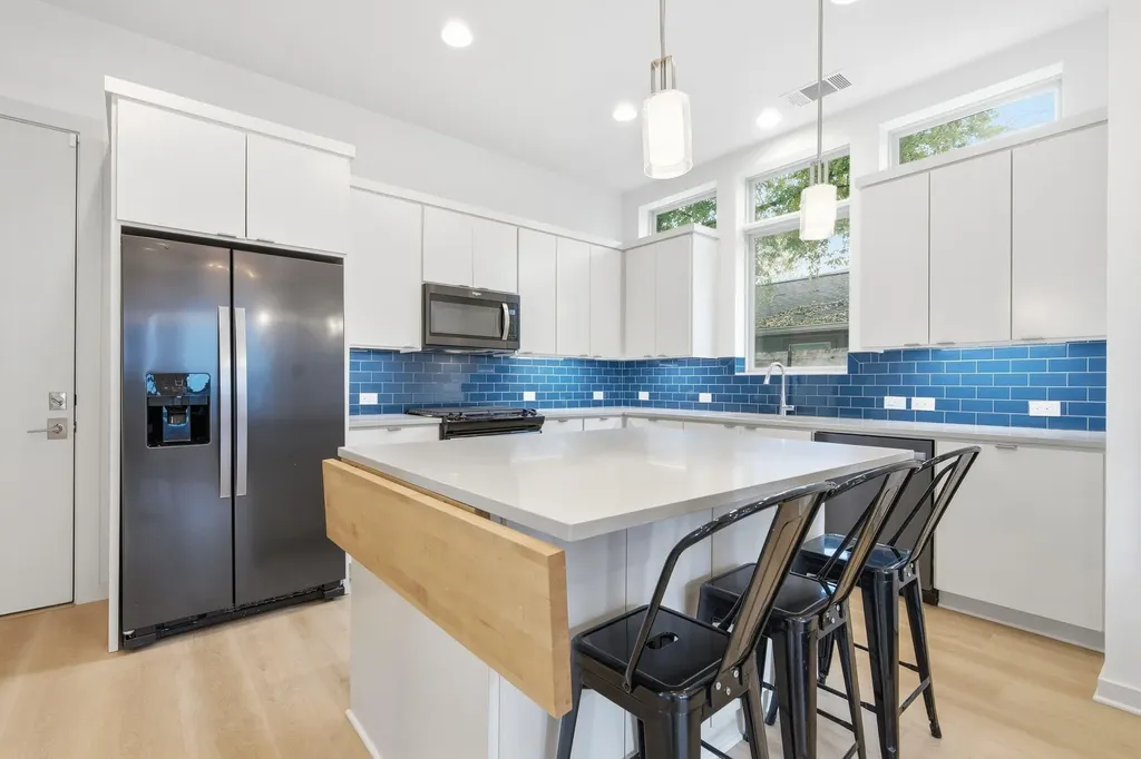 2811 Garwood Street Austin TX 78702