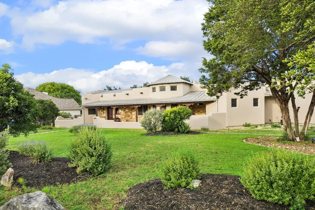 22227 Oban Drive Spicewood TX 78669