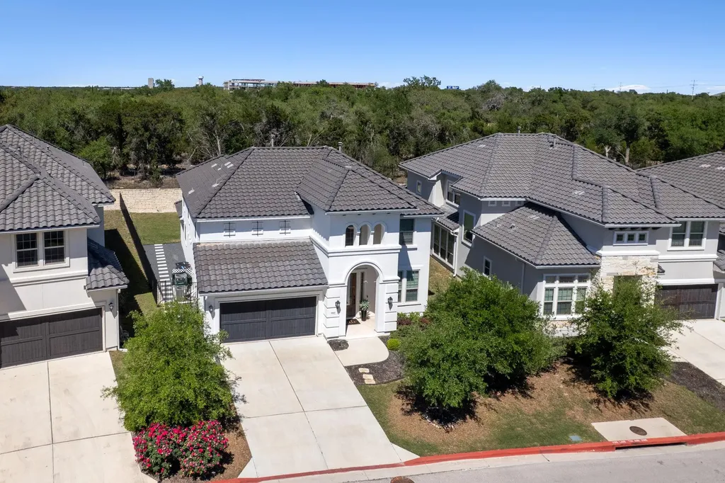 9900 Bayshore Bend Austin TX 78726